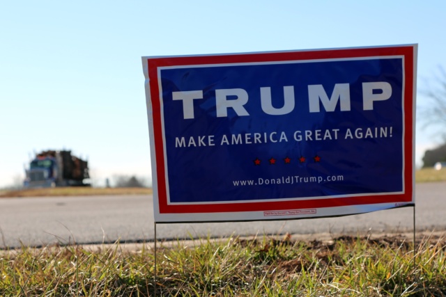 Trump sign Pokemon
