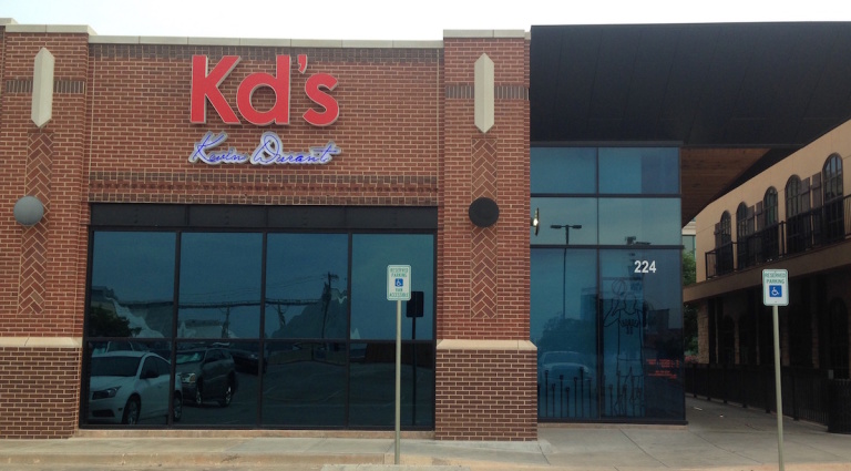 Yelpers serving shade for KD’s Southern Cuisine
