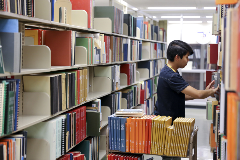 College voters face challenges getting to ballot box