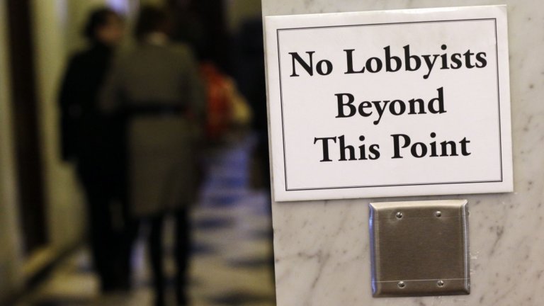 State ethics rules often hide sources of lobbyist gifts, meals