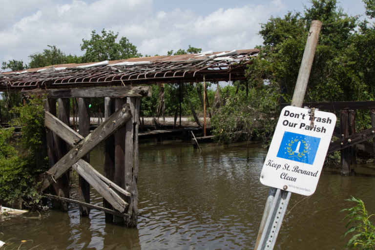 Fear of the unknown: The effect of water contamination on health