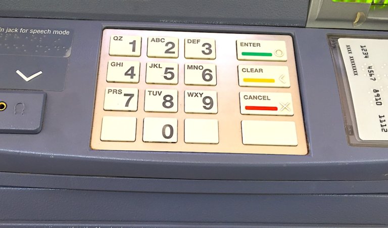 Disdain for bank overdraft charges ignores realities
