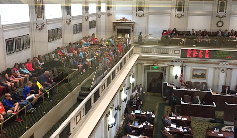 Fallin’s special session call includes chance for teacher raise