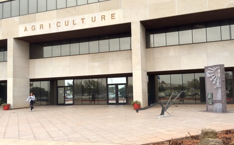 Department of Agriculture ‘billing dispute’ frustrates lawmakers
