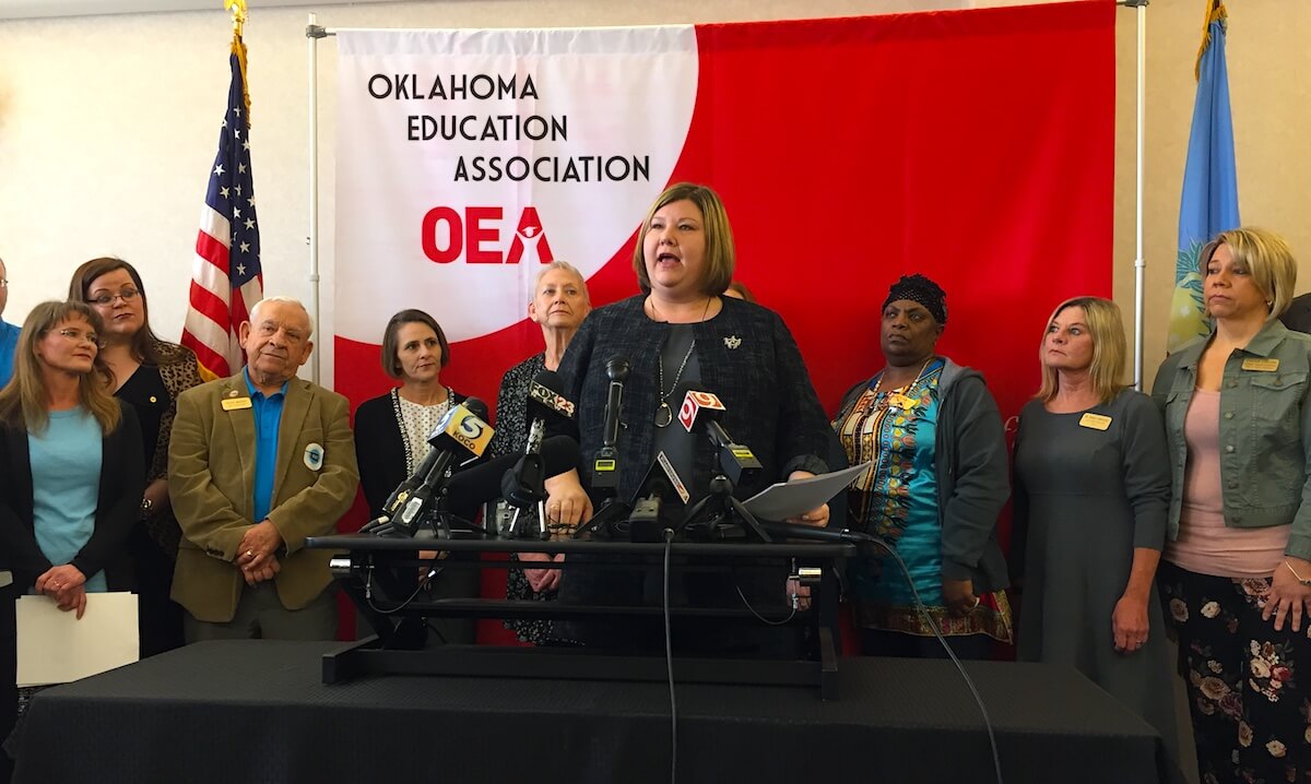 To avert school walkout, OEA demands $812 million