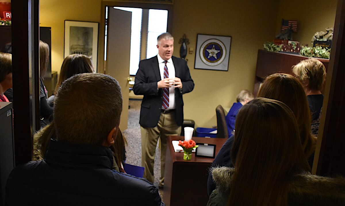 Vulgar voicemail names wife, daughter of Rep. Kevin Calvey