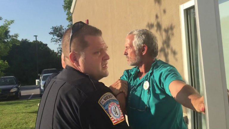 Rogers County Sheriff Scott Walton ejects Chip Paul from SQ 788 forum