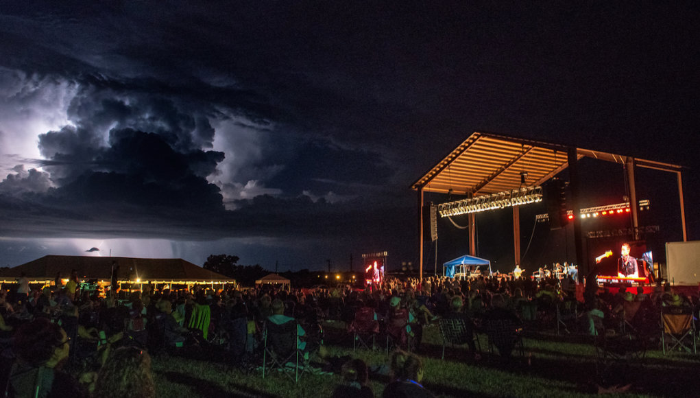 MainStage WoodyFest