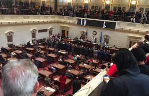 Senate members sworn in, Stitt ‘excited’ to work with #okleg Senate members