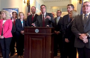 Dueling budget pressers show ‘rough waters before the agreement’ Oklahoma budget
