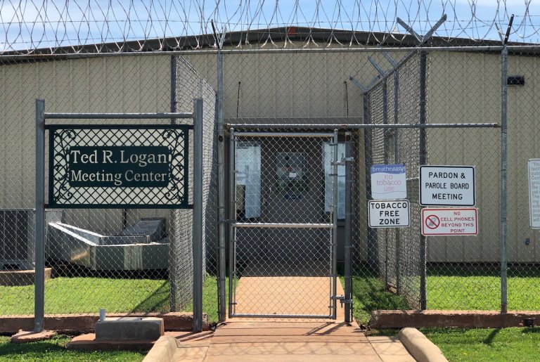 After 15 years, Tondalo Hall clears commutation hurdle