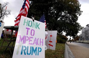 Horn breaks silence on impeachment inquiry, helps House pass resolution impeachment inquiry