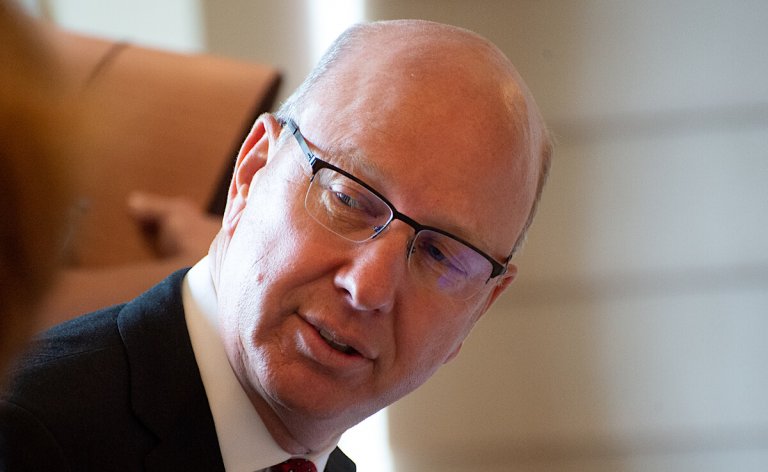 In unusual meeting, Gary Pierson named next chairman of OU regents