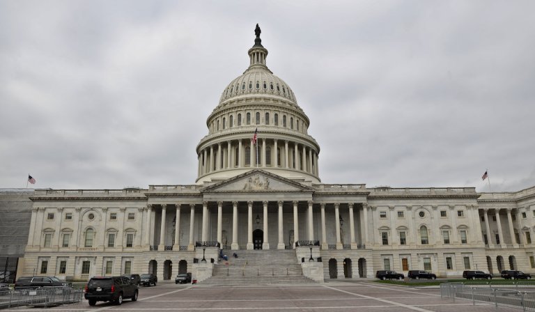 Budget deadline approaches amid impeachment hearings