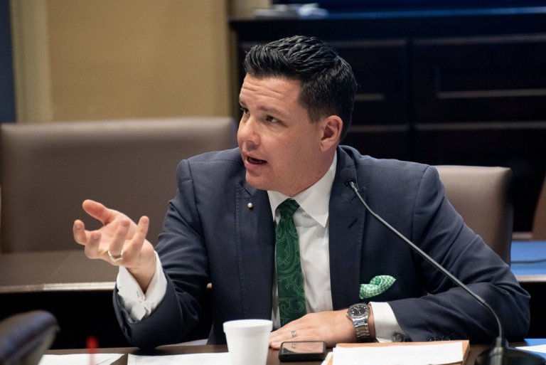 Sen. Jason Smalley resigning two weeks before session