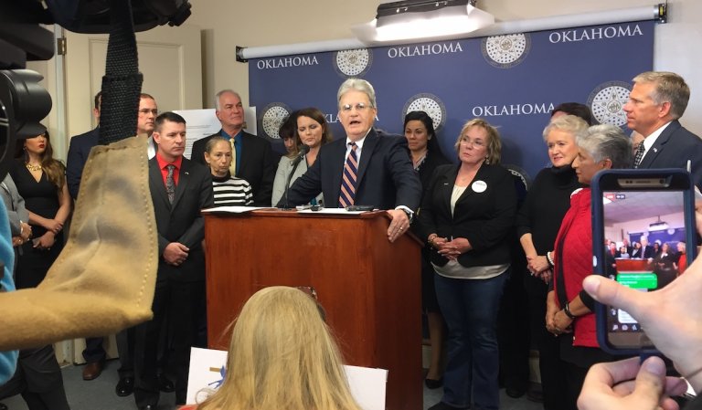 ‘Profound impact’: Oklahomans recall Sen. Tom Coburn