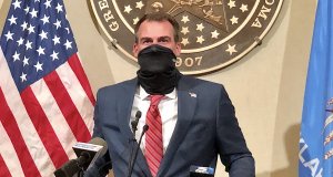 ‘It’s this easy’: After weeks of questions, Gov. Kevin Stitt encourages masks Kevin Stitt masks