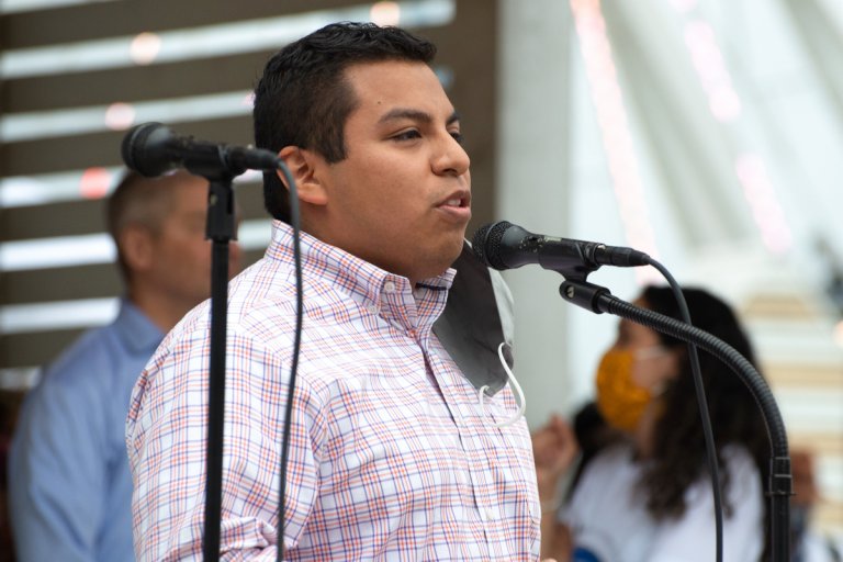 Rep. Jose Cruz resigning after ‘acting inappropriately’