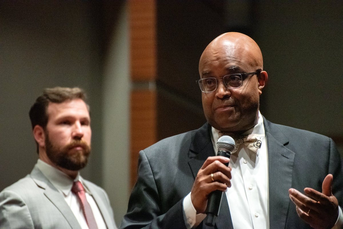 Edmond mayoral candidates disagree on masks, avoid positions on developments