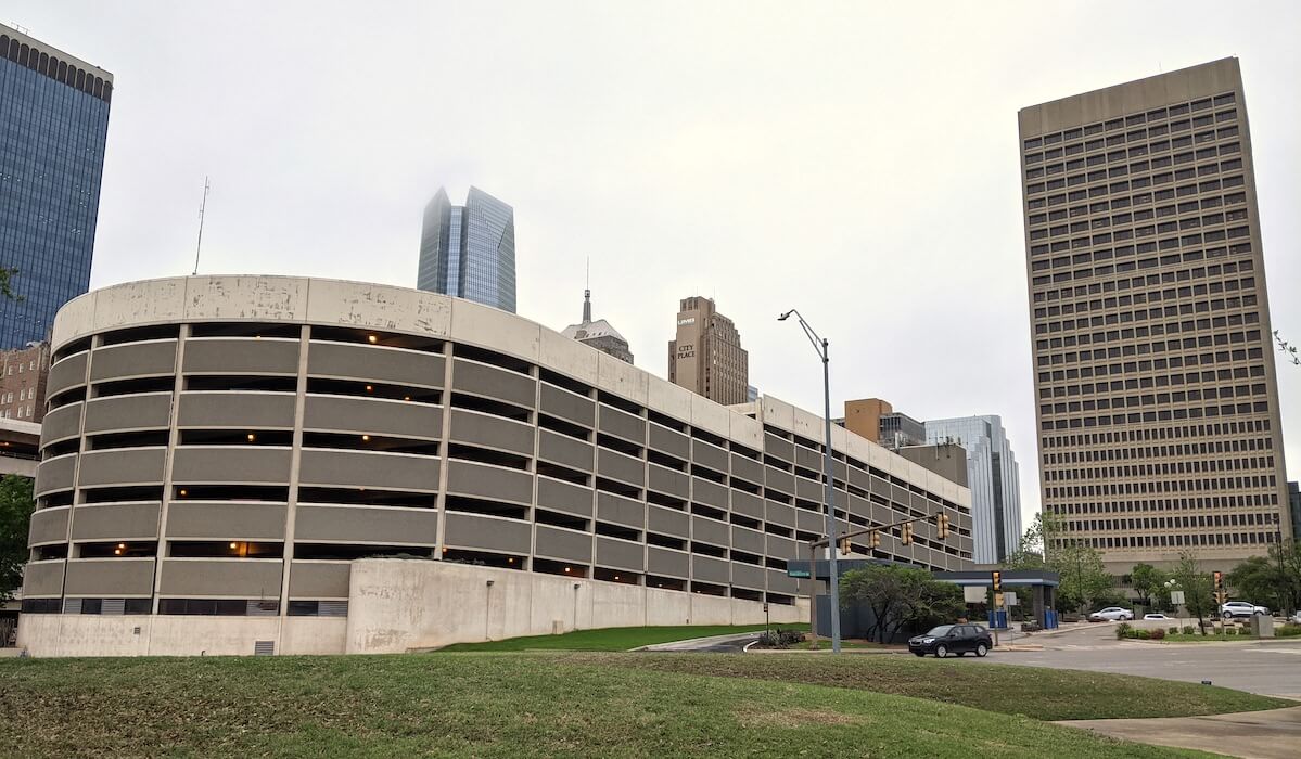 State agencies in former Sandridge building face complaints about ADA compliance