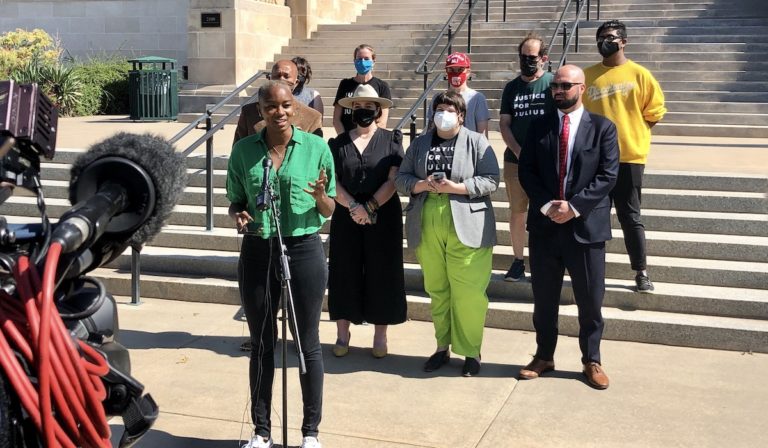 Citizens seek petition to convene grand jury for investigating David Prater