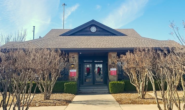 State reclaiming welcome centers it once leased for free