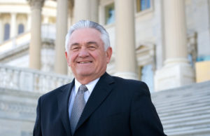 ‘Always a doer’: Former U.S. Rep. Bill Brewster dies at 80 Bill Brewster