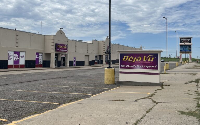 After Valley Brook strip club fight and APC charge, Edmond police officer agreed to plea deal