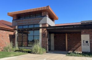 EPS pay raise deals struck by district board, unions EPS pay raise
