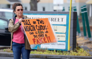 ‘Crisis pregnancy centers’ gain support, face new regulations crisis pregnancy centers