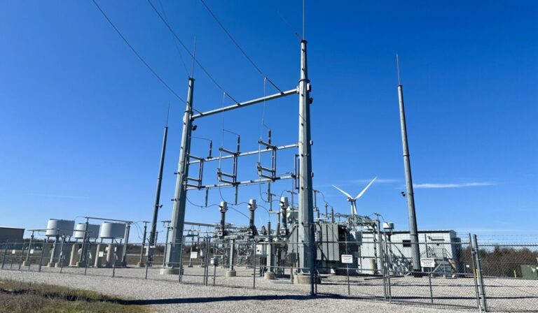 After year of tweaks, electric utilities try to plug ROFR-type transmission bill into Senate