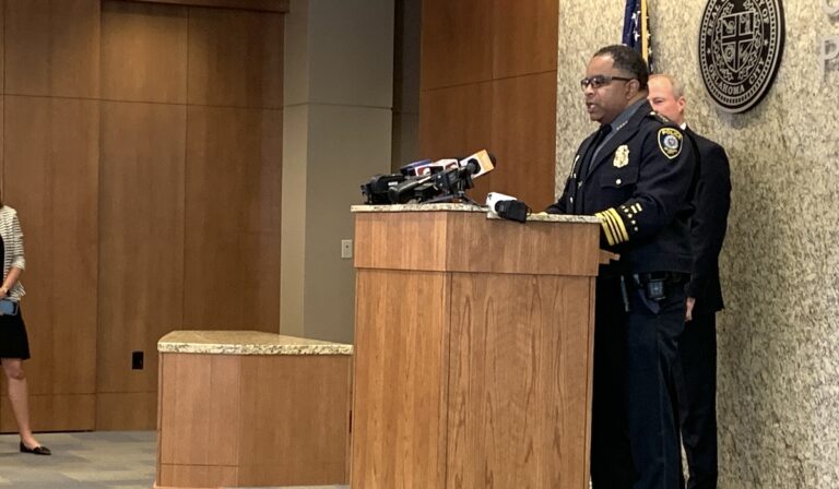 Longtime officer Ron Bacy named new OKC police chief