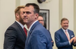 ‘Supreme executive power’: Governor has right to hire outside counsel, AG power ‘subordinate’ Stitt outside counsel Drummond