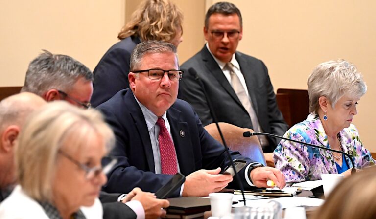 Budget bills: Senate recycles vote, advances $255 million aluminum plant incentive on second try