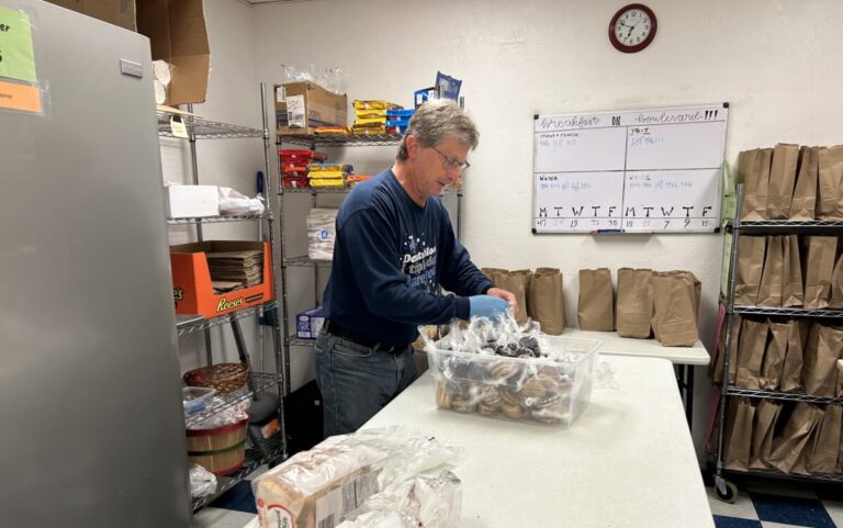 ‘Nobody needs to go hungry’: Edmond nonprofits try to fill void as shutdown disrupts SNAP benefits
